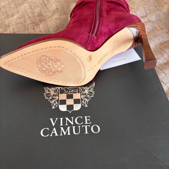 NIB Vince Camuto Women's Presindal Burgundy Suede Heeled Boots Sz 7.5 - Picture 11 of 11